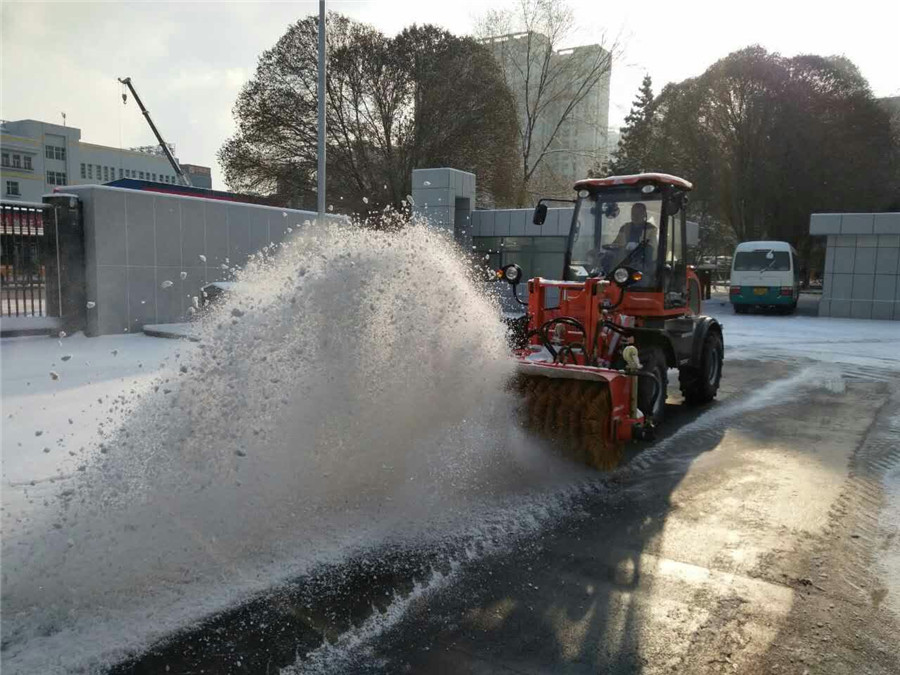 清雪設備工作需要注意什么